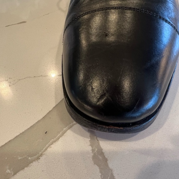 Allen Edmonds Siena Cap-stitch Oxford Dress Shoe.  Black main image 16